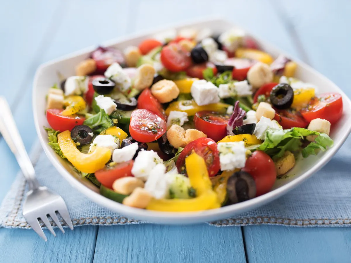 Greek Salad Gyro Kitchen, Mediterranean Restaurant in Glendale